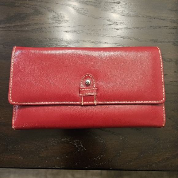 🔆3 FOR $10! Buxton Vintage Women's Red Wallet - Picture 1 of 7